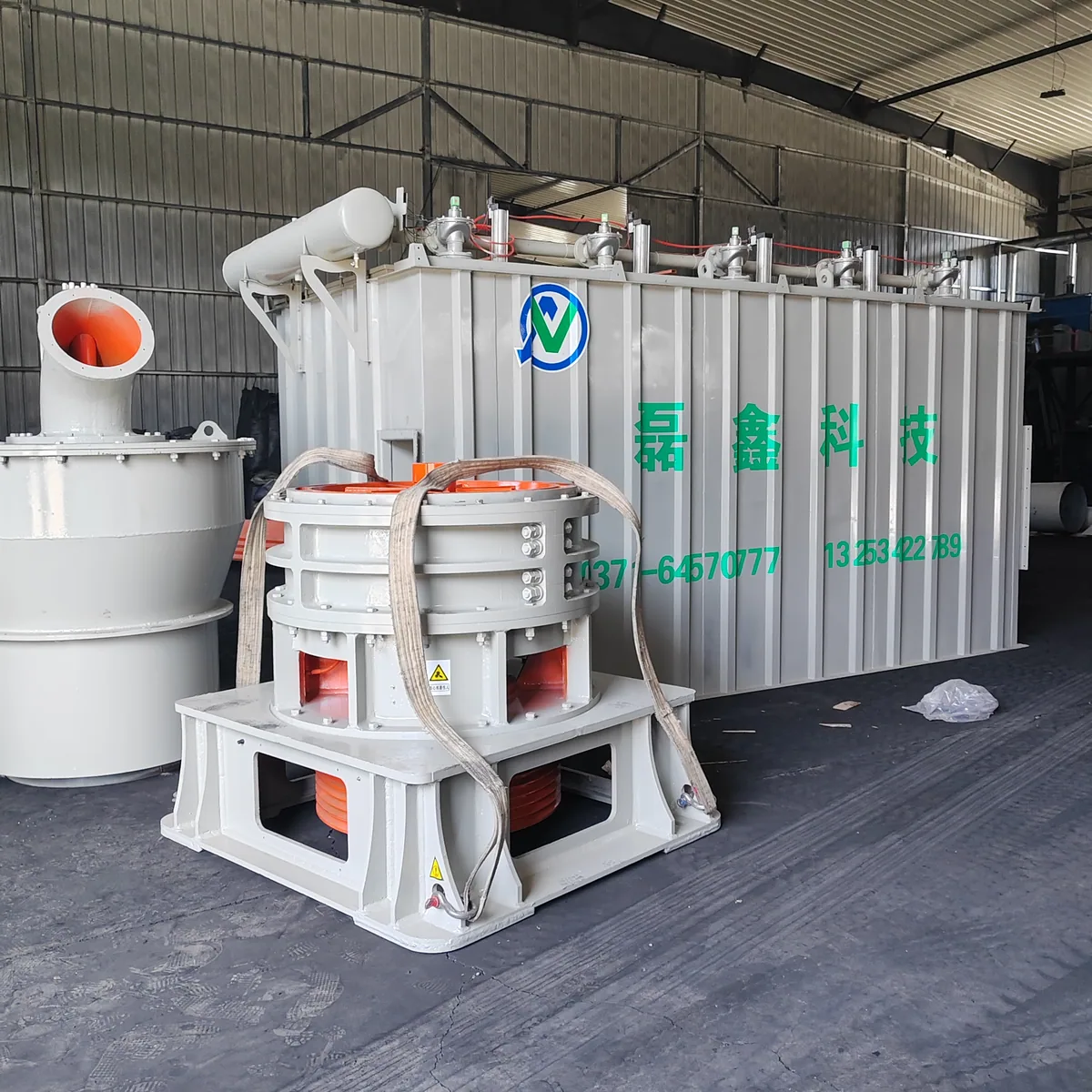 Close-up of INNOVATE HGM ultrafine mill structure